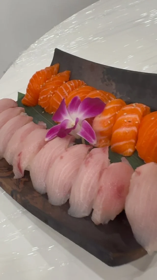“Wherever you go, go with all your heart!.”
Confucius 
.
.
.

#divine #Memorable #kingsalmon #yellowtail #nigirisushi #premium #seafood #foodshare #sushitime #sushilover #Delicious #lafoodie #foodgasm #epicure #gastronome #discoverla #gourmetfood #losangeleseats #dailyfoodfeed #foodlovers #kenjicuisine #foodloverheaven #foodoftheday #bestoftheday